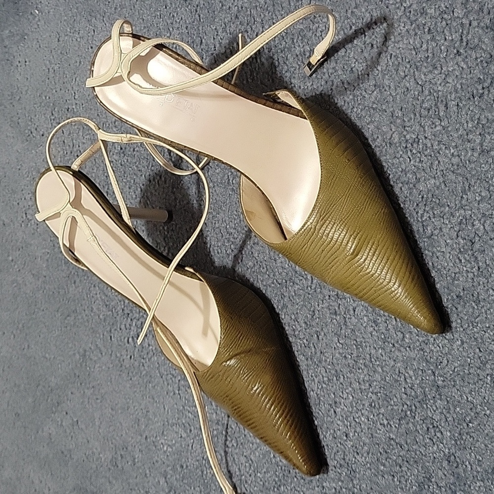Couple D'etat olive green wrap around ankle heels